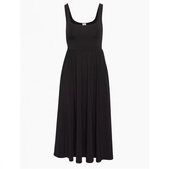 Aritzia Dresses & Skirts - Wilfred Market midi dress xs